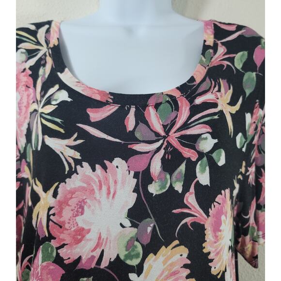 Lane Bryant Black Pink Floral Print Top 14 16 Lightweight Flowy Soft Stretchy - Picture 5 of 6